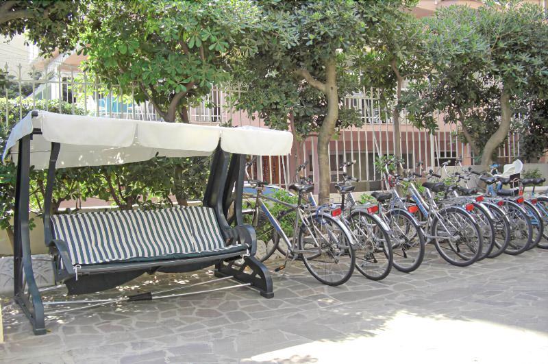 Hotel Palazzi Gabicce Mare Ngoại thất bức ảnh