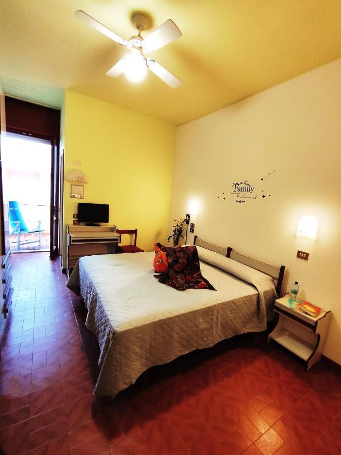 Hotel Palazzi Gabicce Mare Ngoại thất bức ảnh